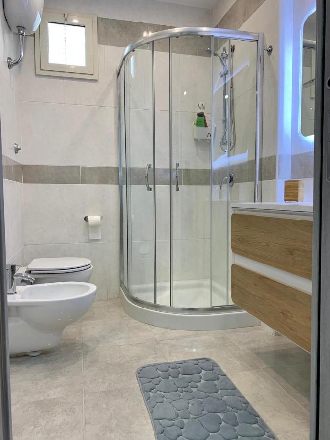 La Casa Di Adele Apartment Napoli Bagian luar foto
