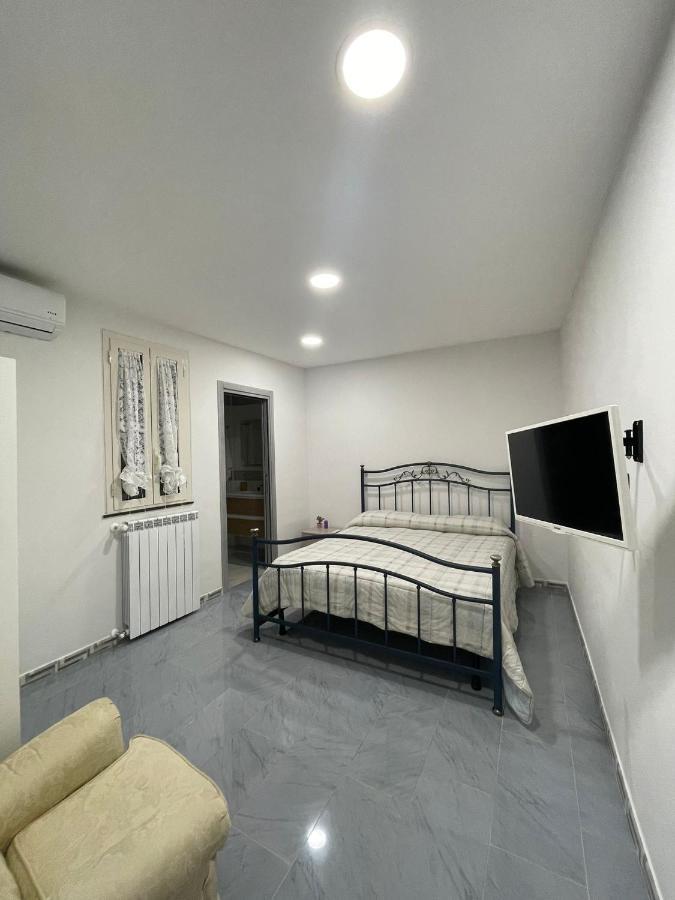 La Casa Di Adele Apartment Napoli Bagian luar foto